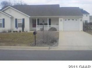 682 Alextine Dr, Staunton, VA 24401