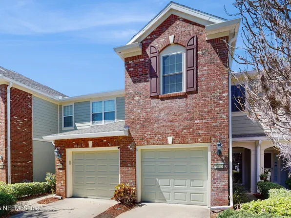 7030 ROUNDLEAF Drive, Jacksonville, FL 32258