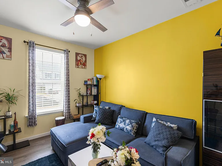 124 Lenore Ln — Photo 13