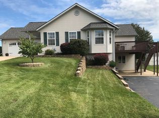 4580 Sweet Cherry Ln, Kalamazoo, MI 49004