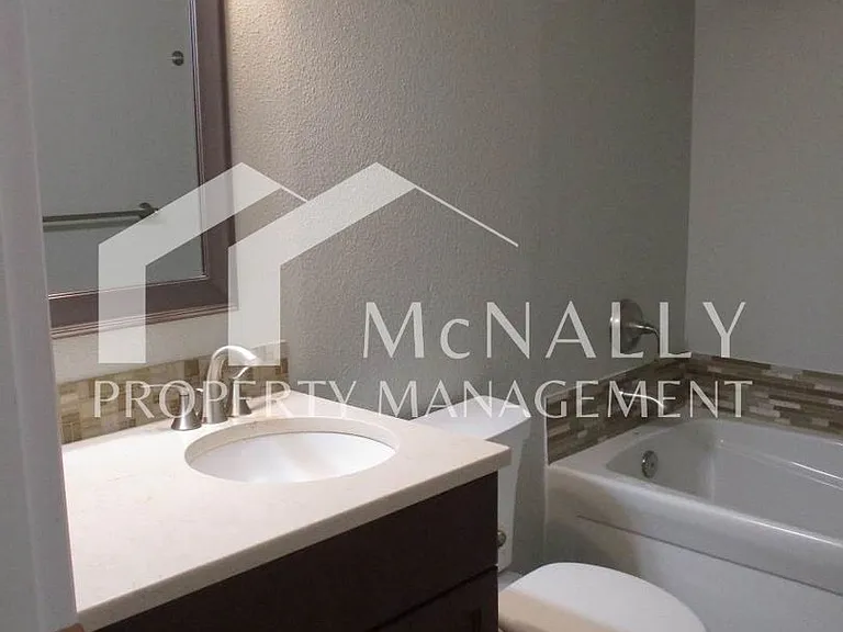 3604 Harborcrest Ct NW — Photo 23