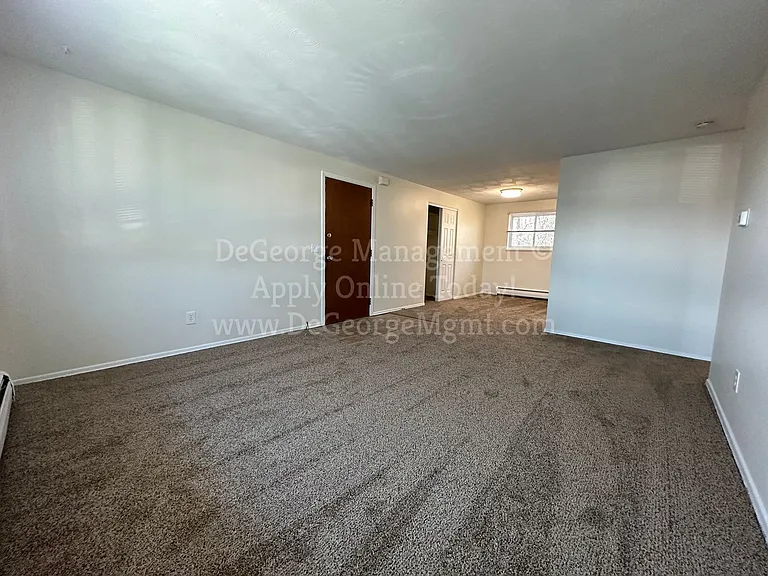 William's Tribute Apartments — Photo 12