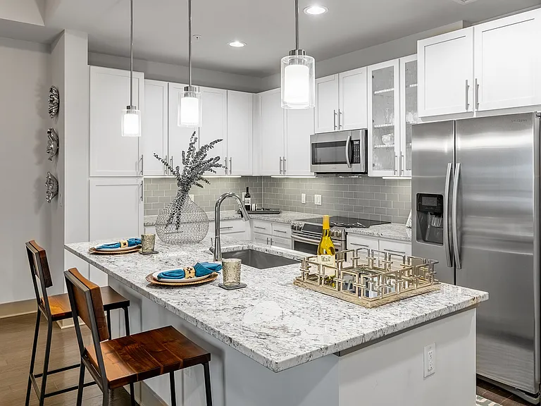 Trace Midtown Apartments — Photo 14