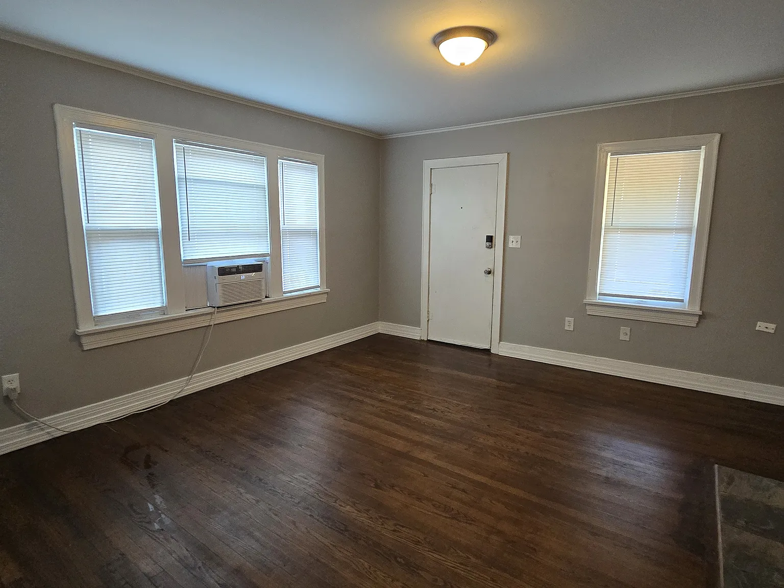 1 bed, 750 sqft, $825 — Photo 3