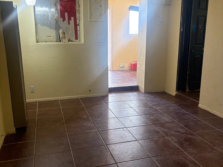 2315 N Camilla Blvd — Photo 6
