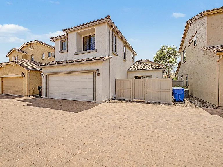 26616 N Babbling Brook Dr — Photo 45