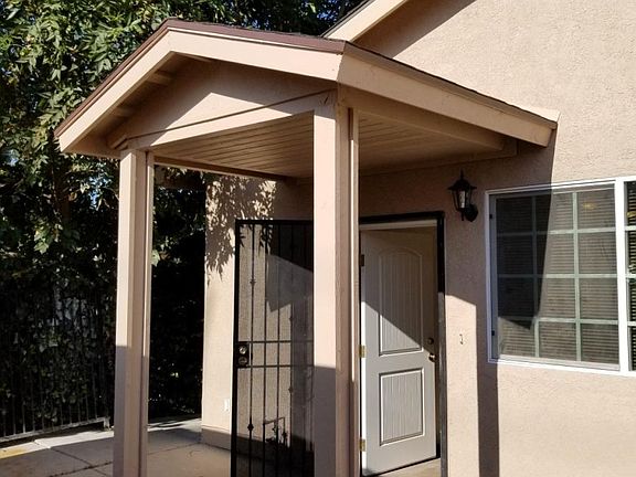3rd image of 883 Del Valle Ave