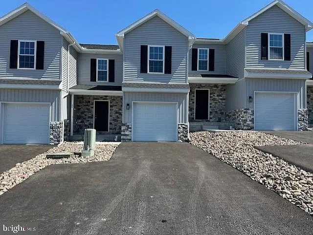 24 Sand St — Photo 1