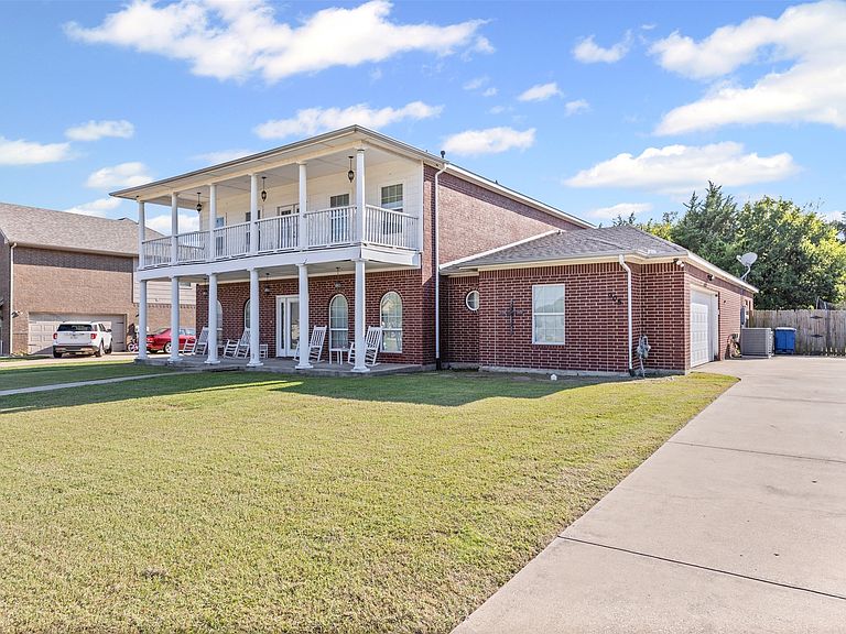 Listing photo 4