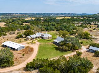 957 Cedar Hills Dr, Fredericksburg, TX 78624