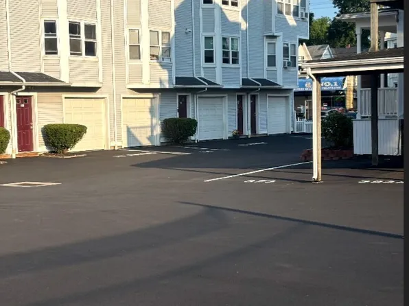 375 Lombard Street #9, New Haven, CT 06513