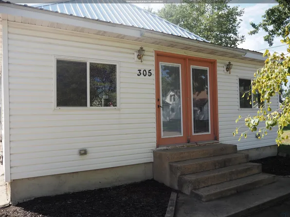 305 Birch St, Correctionville, IA 51016