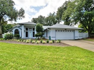 3046 Erskine Dr, Oviedo, FL 32765