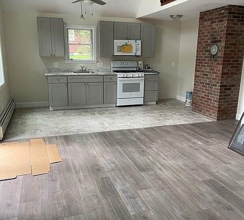 Kitchen/Living/Dining