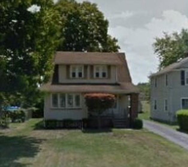 1st image of 57 Erskine Ave