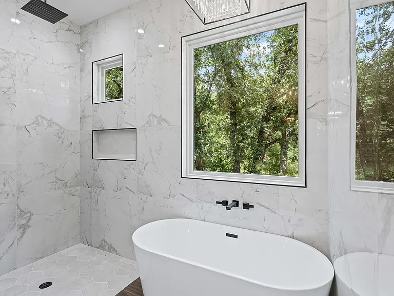 3501 Williamson Rd — Photo 23