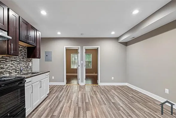 1241 Raum St NE #4 — Photo 13