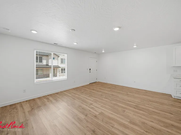 2775 E Rushpink Ln — Photo 24