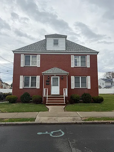 123 Heald St Photo 1