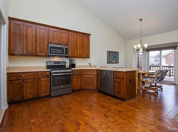 5th image of 47349 Joanne Smith Ln