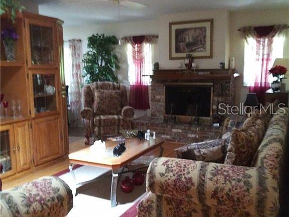 3rd image of 2260 Dunsford Dr