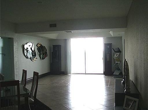 3rd image of 10720 NW 66th St APT 508