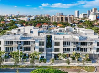 529 SW 11th St UNIT 202, Miami, FL 33130