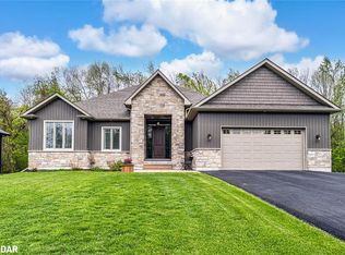 6 Southview Dr, Ramara, ON L0K1B0