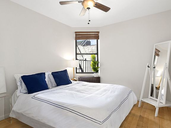 5th image of 2168 35th St APT 5C