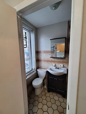 Rented by Aida Home Realty | media 7