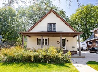 69 Shirley St, Fort Atkinson, WI 53538