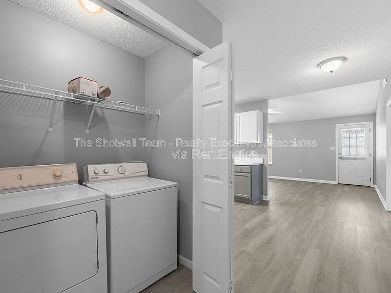 4757 Royal Prince Way — Photo 19
