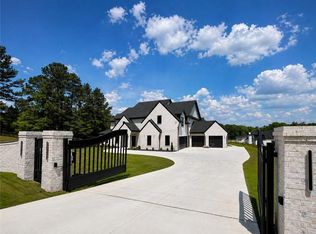 3207 Thompson Mill Rd, Buford, GA 30519