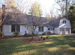 192 Linseed Rd, Hatfield, MA 01038