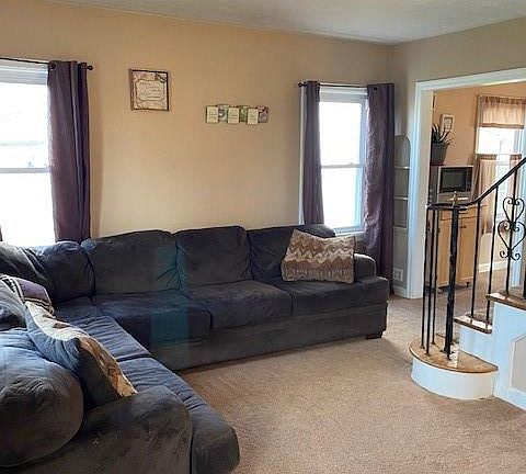 3rd image of 29134 Elm Ave