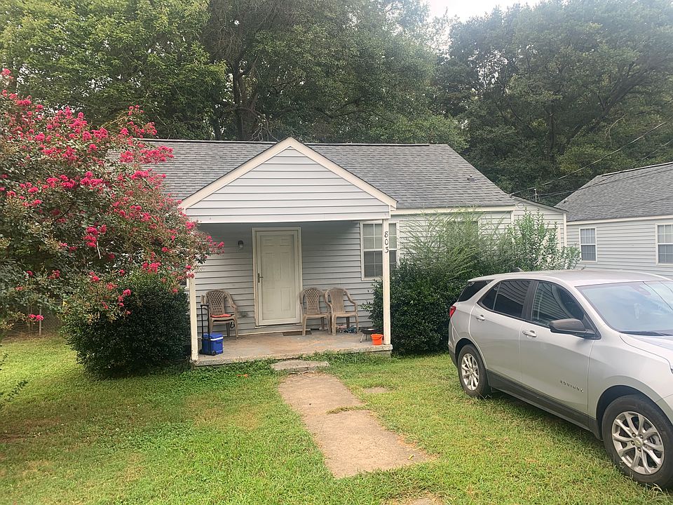 1st image of 803 N Buckoak St