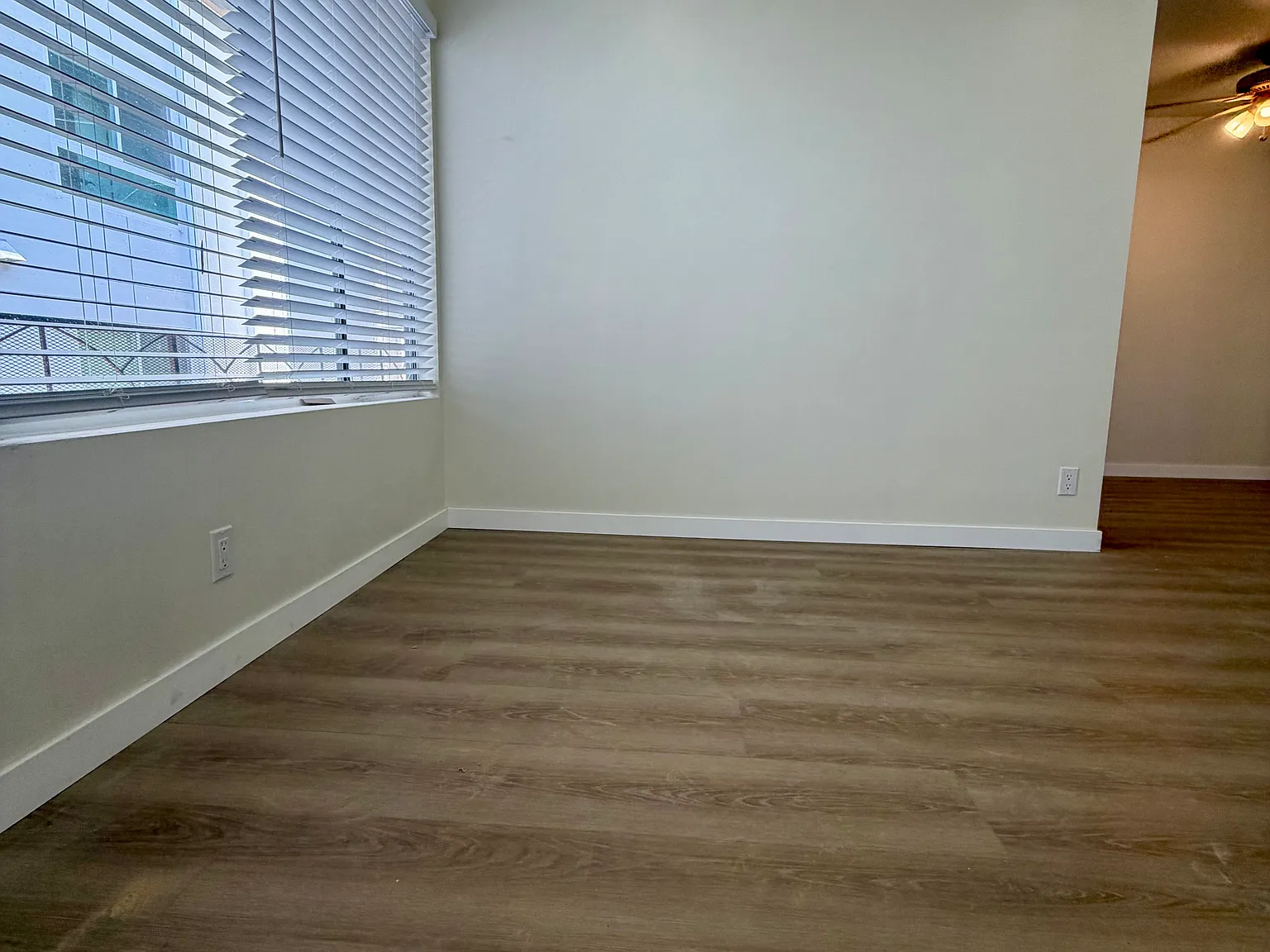 2 bed, 800 sqft, $2,695 — Photo 4