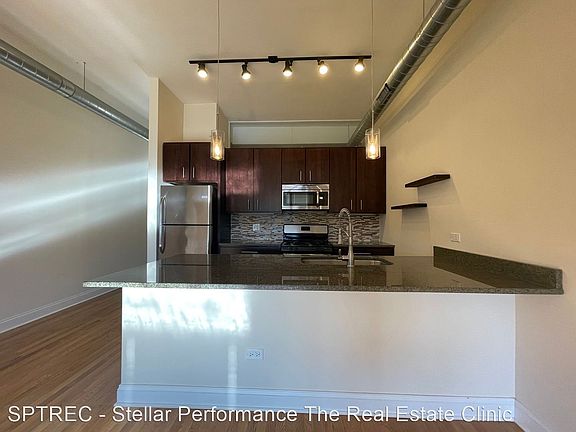 5th image of 2778 N Milwaukee Ave #229