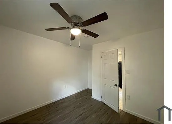 2553 N Lee St — Photo 5
