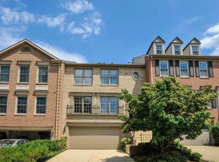 7712 Rockledge Ct, Springfield, VA 22152