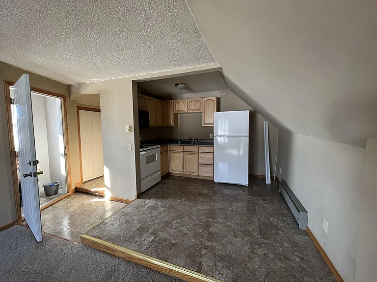 408 Atlantic Ave — Photo 1