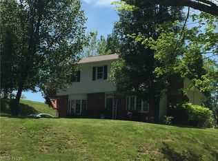 73357 Crescent Rd, Saint Clairsville, OH 43950
