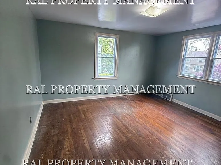 16115 Delrey Ave — Photo 7