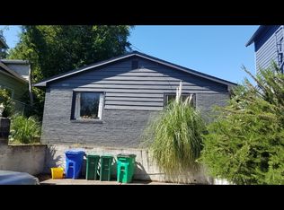4025 SE Taylor St, Portland, OR 97214