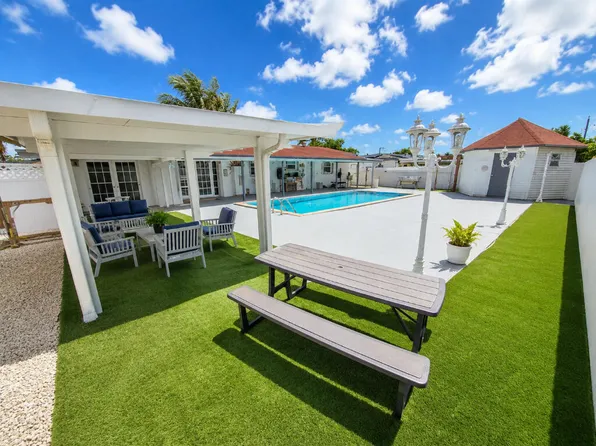 7120 SW 13TH Street, Pembroke Pines, FL 33023