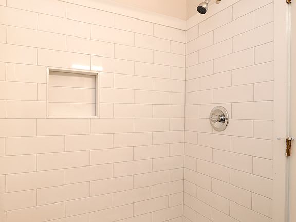 3rd image of 669 Broadway #12