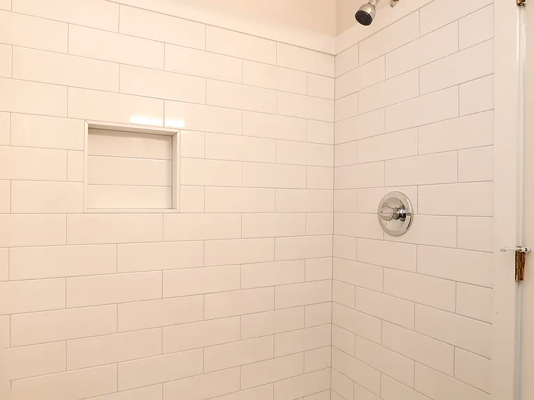 669 Broadway #12 — Photo 3