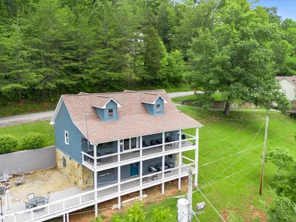 148 Mariner Point Rd, La Follette, TN 37766