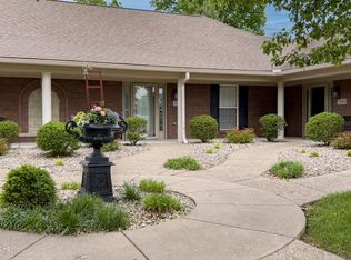 7007 Adeno Way, Louisville, KY 40291