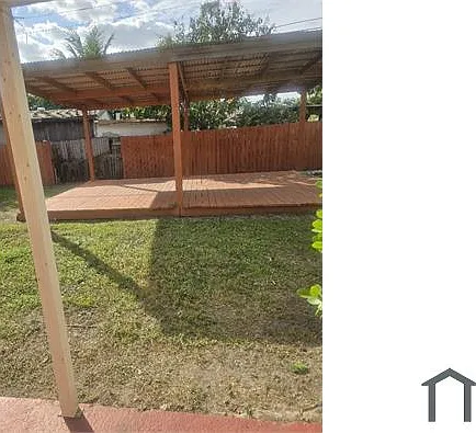 522 N 70th Way — Photo 7